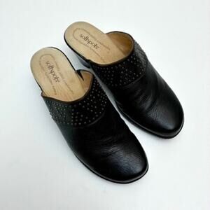 Soft Spots Women's Black Leather Studded Trim Heeled Slip On Mule - US11WW